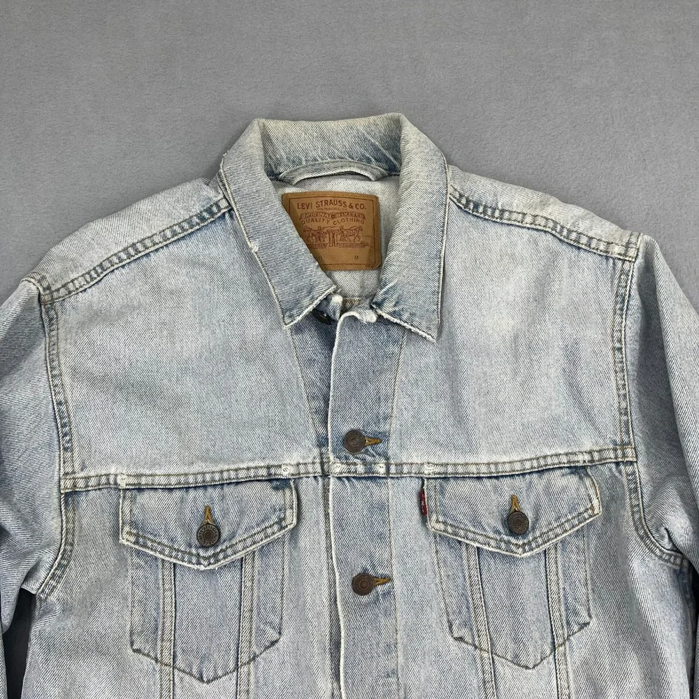 Levis Mens Light Wash Denim Trucker Jacket 70507-0311 Size M Blue Cotton Vtg USA - Picture 2 of 14